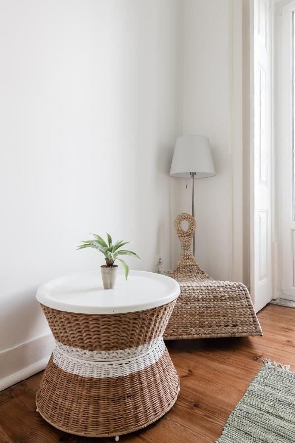 Elegant 3 Bedroom Flat With View In Principe Real Lisboa Exterior foto