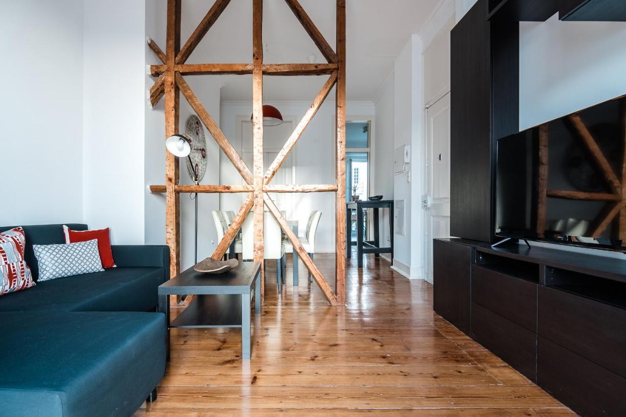 Elegant 3 Bedroom Flat With View In Principe Real Lisboa Exterior foto